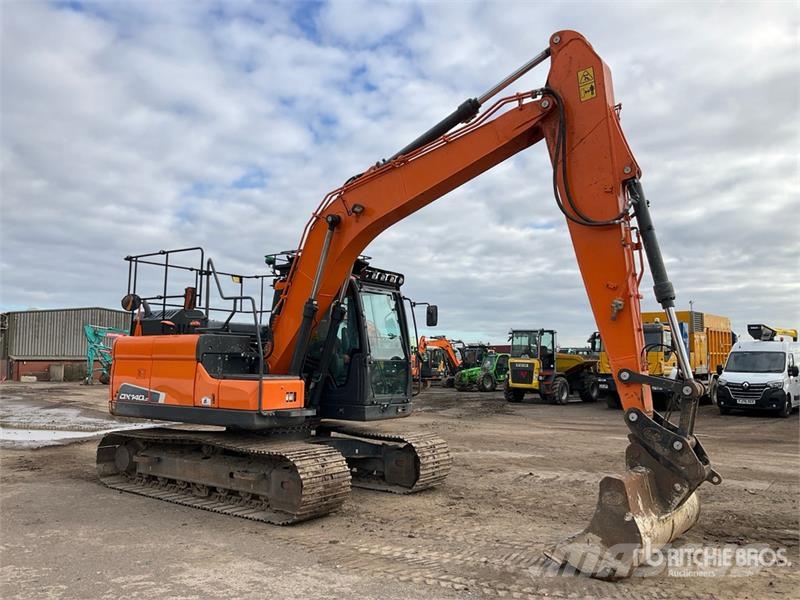 Doosan DX140LC-5 Tracked Excavator Crawler excavators