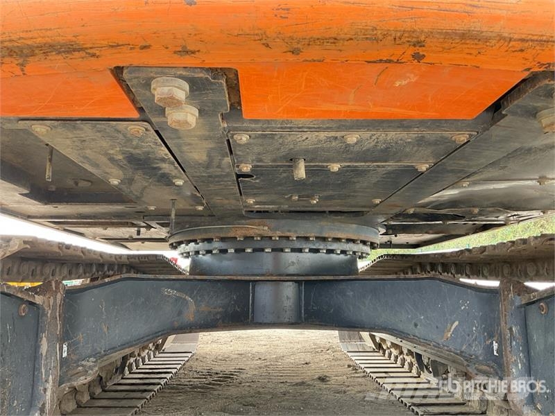 Doosan DX140LC-5 Tracked Excavator Crawler excavators