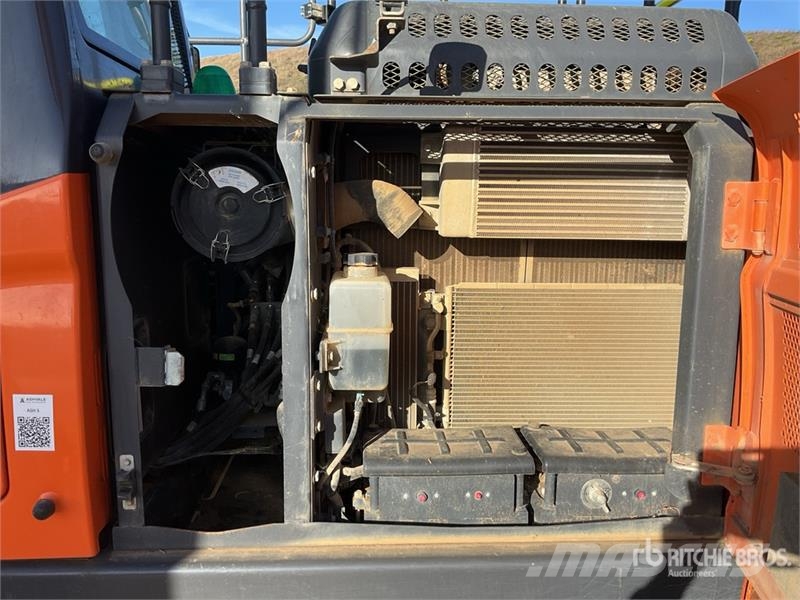 Doosan DX140LC-7 Tracked Excavator Escavadoras de rastos