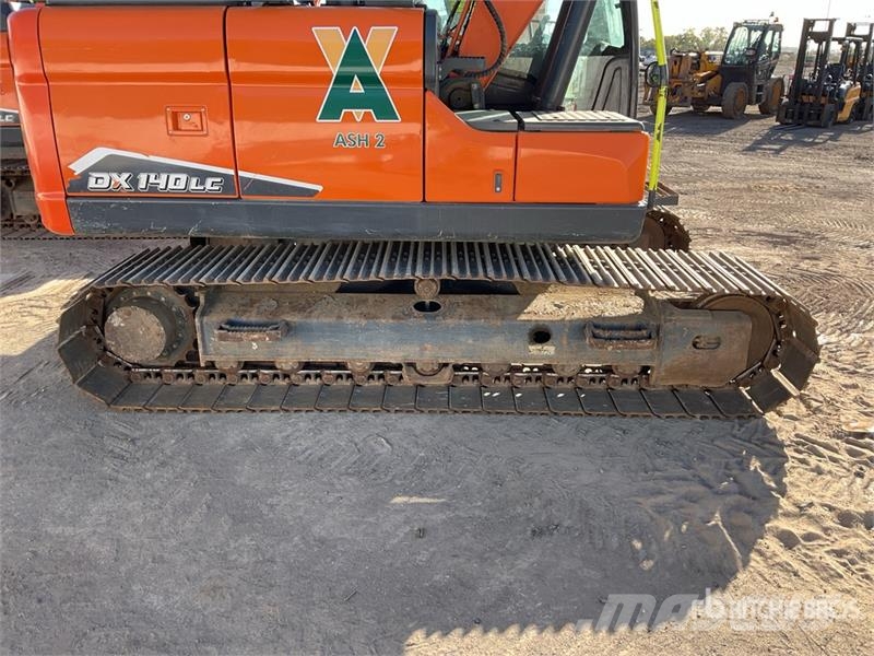 Doosan DX140LC-7 Tracked Excavator Excavadoras de cadenas