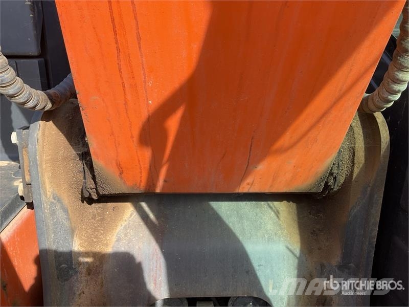 Doosan DX140LC-7 Tracked Excavator Excavadoras de cadenas