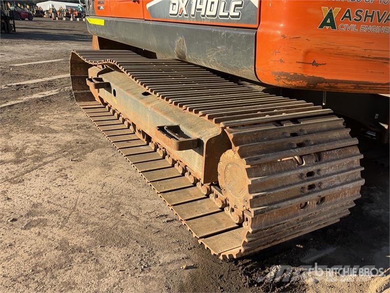 Doosan DX140LC-7 Tracked Excavator Escavadoras de rastos