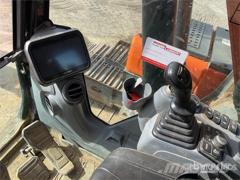 Doosan DX140LC-7 Tracked Excavator Bagri goseničarji