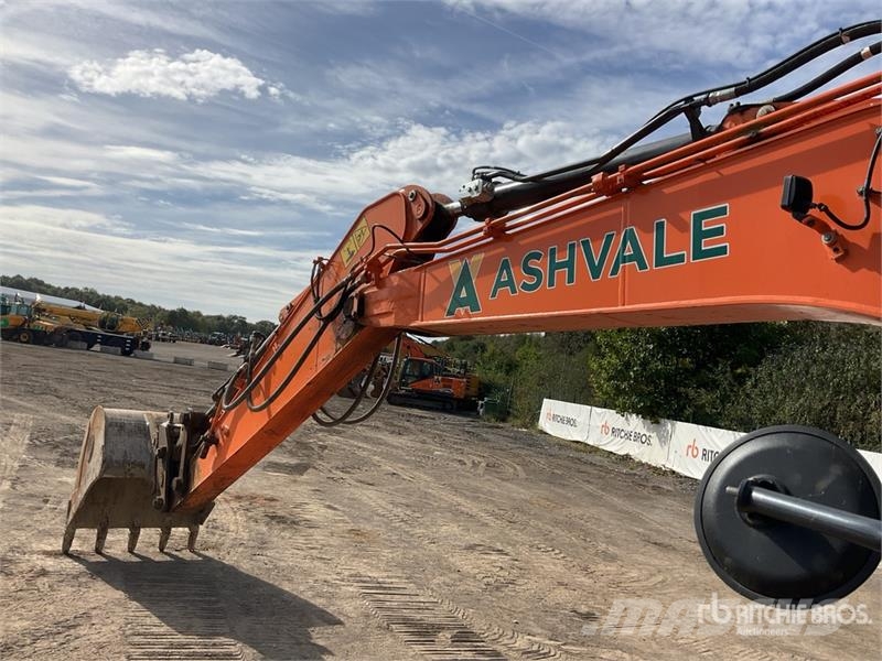 Doosan DX140LC-7 Tracked Excavator Bagri goseničarji