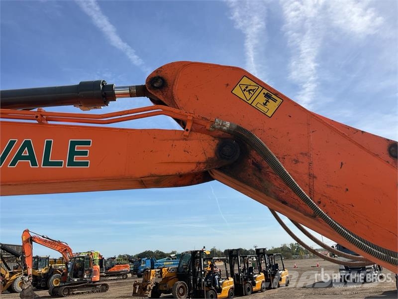 Doosan DX140LC-7 Tracked Excavator Excavadoras de cadenas