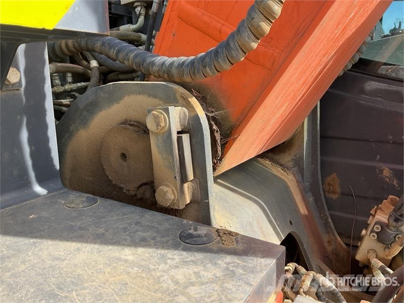 Doosan DX140LC-7 Tracked Excavator Bagri goseničarji