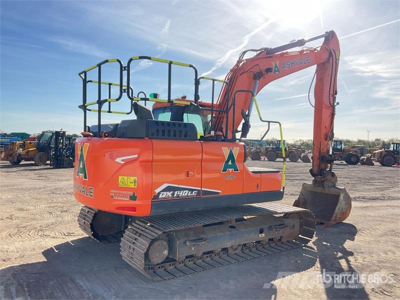 Doosan DX140LC-7 Tracked Excavator Excavadoras de cadenas