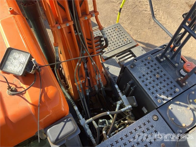 Doosan DX140LC-7 Tracked Excavator Excavadoras de cadenas
