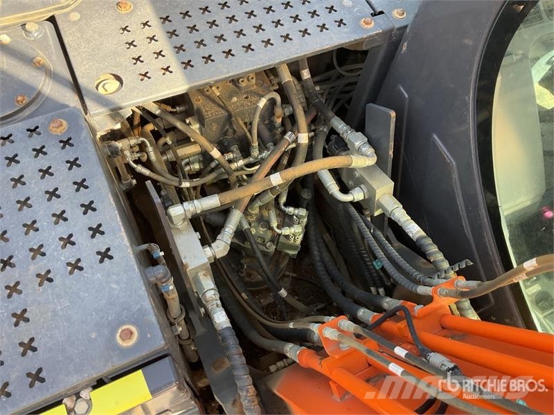 Doosan DX140LC-7 Tracked Excavator Excavadoras de cadenas