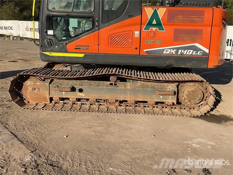 Doosan DX140LC-7 Tracked Excavator Escavadoras de rastos