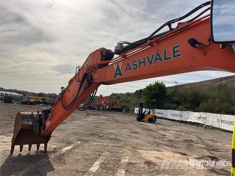 Doosan DX140LC-7 Tracked Excavator Excavadoras de cadenas