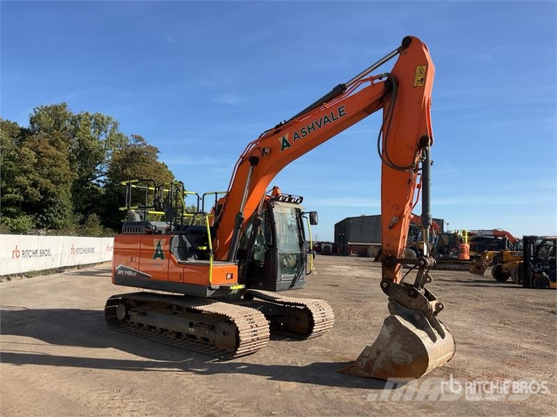 Doosan DX140LC-7 Tracked Excavator Excavadoras de cadenas