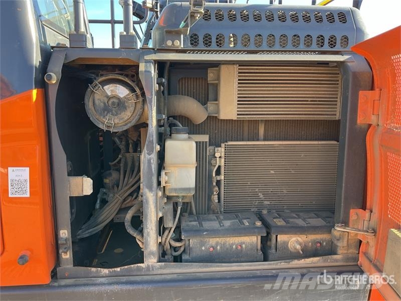 Doosan DX140LC-7 Tracked Excavator Excavadoras de cadenas