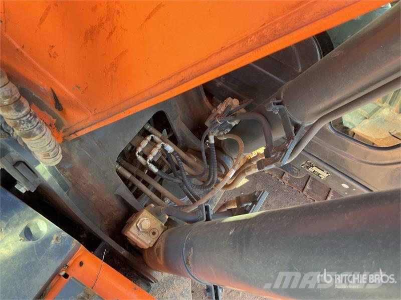 Doosan DX140LC-7 Tracked Excavator Escavadoras de rastos