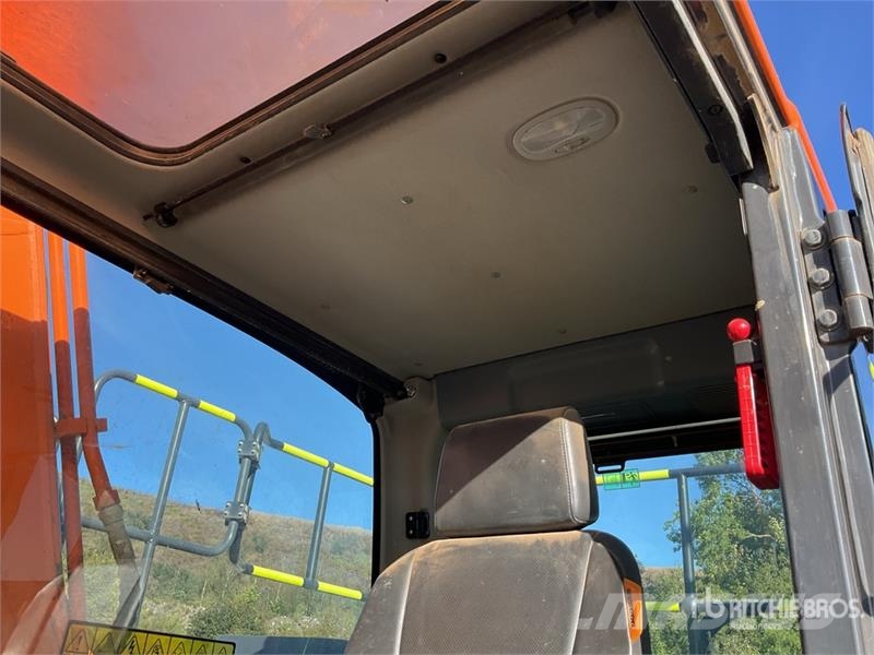 Doosan DX140LC-7 Tracked Excavator Excavadoras de cadenas