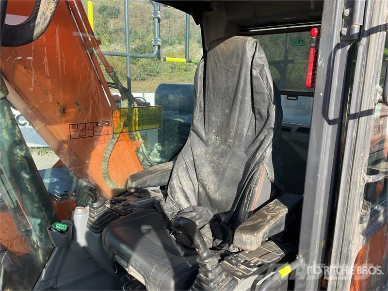 Doosan DX140LC-7 Tracked Excavator Escavadoras de rastos