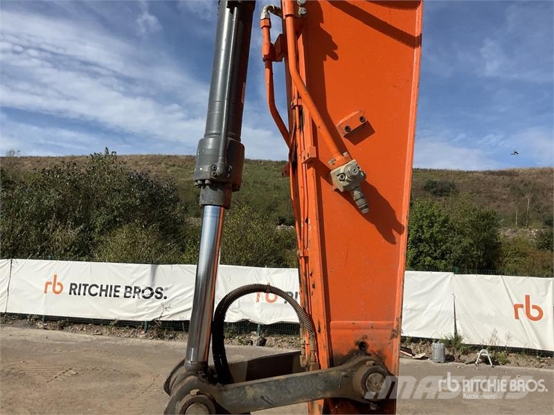 Doosan DX140LC-7 Tracked Excavator Excavadoras de cadenas