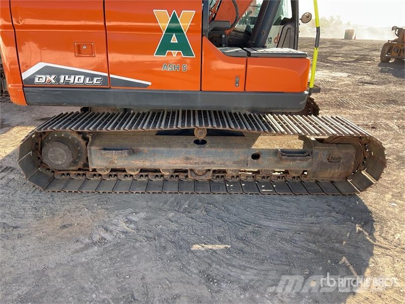 Doosan DX140LC-7 Tracked Excavator Escavadoras de rastos