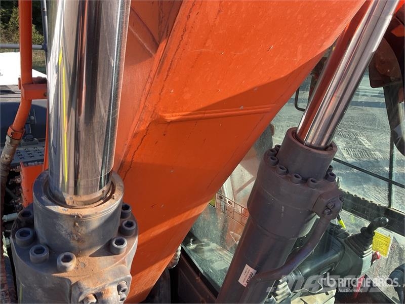 Doosan DX140LC-7 Tracked Excavator Escavadoras de rastos