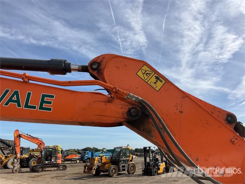 Doosan DX140LC-7 Tracked Excavator Bagri goseničarji