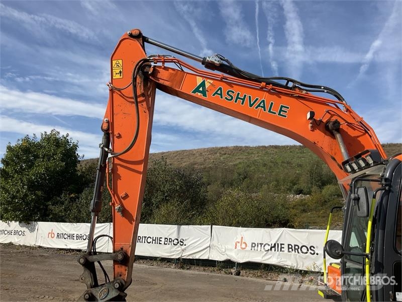 Doosan DX140LC-7 Tracked Excavator Excavadoras de cadenas