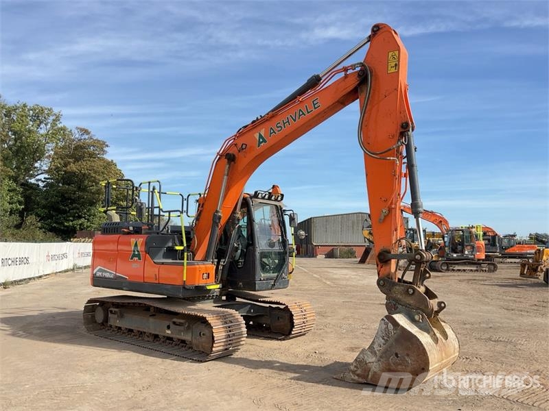Doosan DX140LC-7 Tracked Excavator Bagri goseničarji