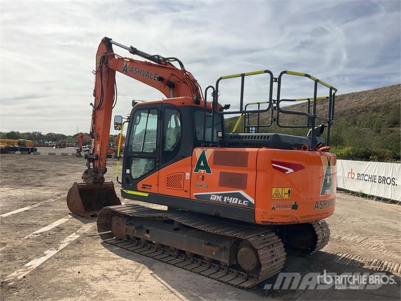 Doosan DX140LC-7 Tracked Excavator Excavadoras de cadenas