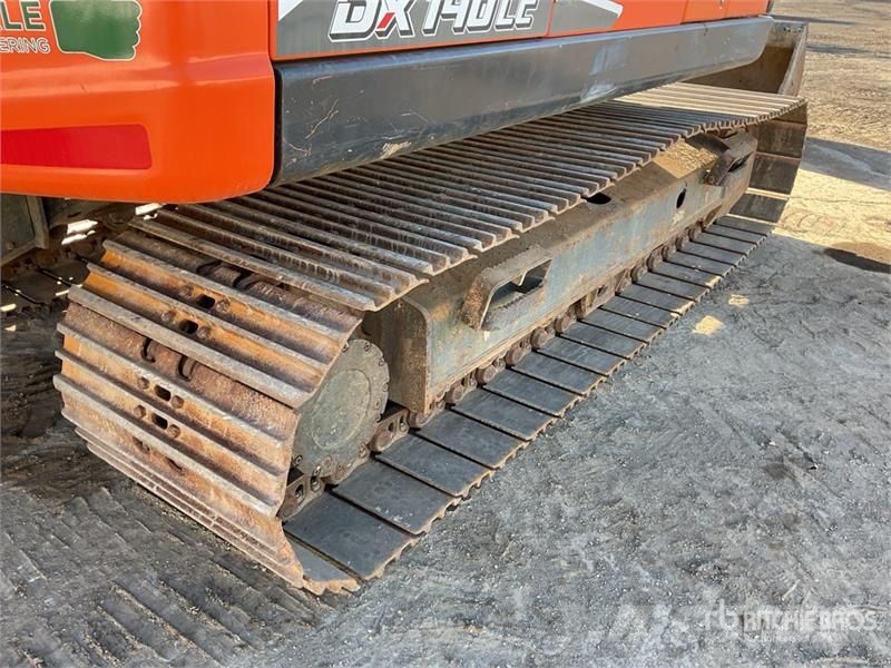Doosan DX140LC-7 Tracked Excavator Escavadoras de rastos