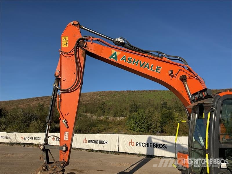 Doosan DX140LC-7 Tracked Excavator Escavadoras de rastos