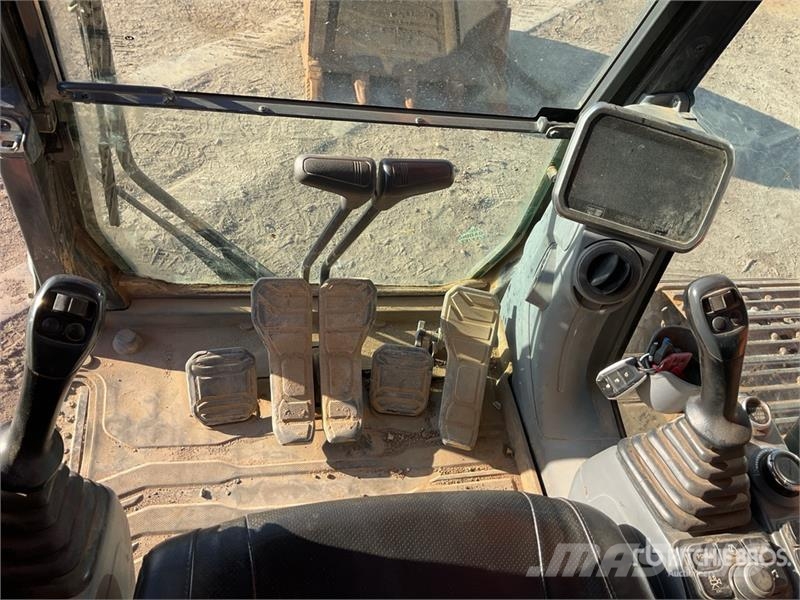 Doosan DX140LC-7 Tracked Excavator Escavadoras de rastos