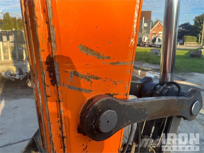 Doosan DX140LCR-5 Tracked Excavator Kāpurķēžu ekskavatori