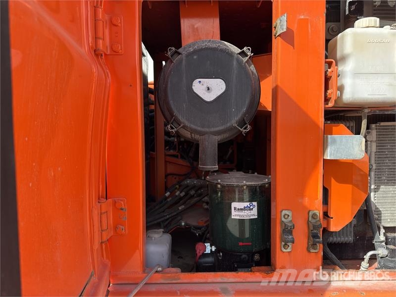 Doosan DX225LC-3 Pelle Sur Chenilles Tracked Excavator Escavatori cingolati
