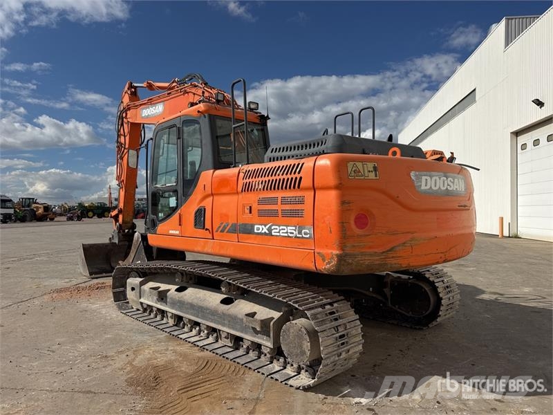 Doosan DX225LC-3 Pelle Sur Chenilles Tracked Excavator Escavatori cingolati