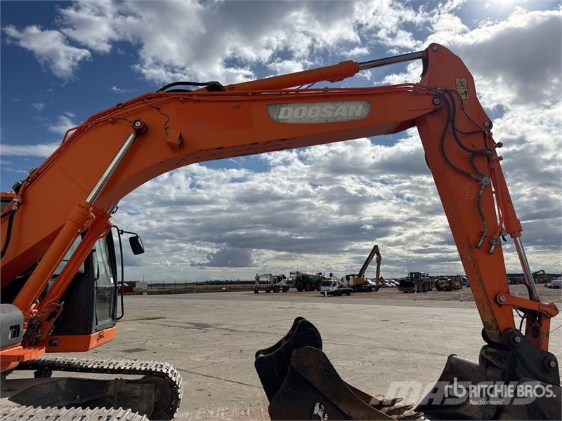 Doosan DX225LC-3 Pelle Sur Chenilles Tracked Excavator Escavatori cingolati