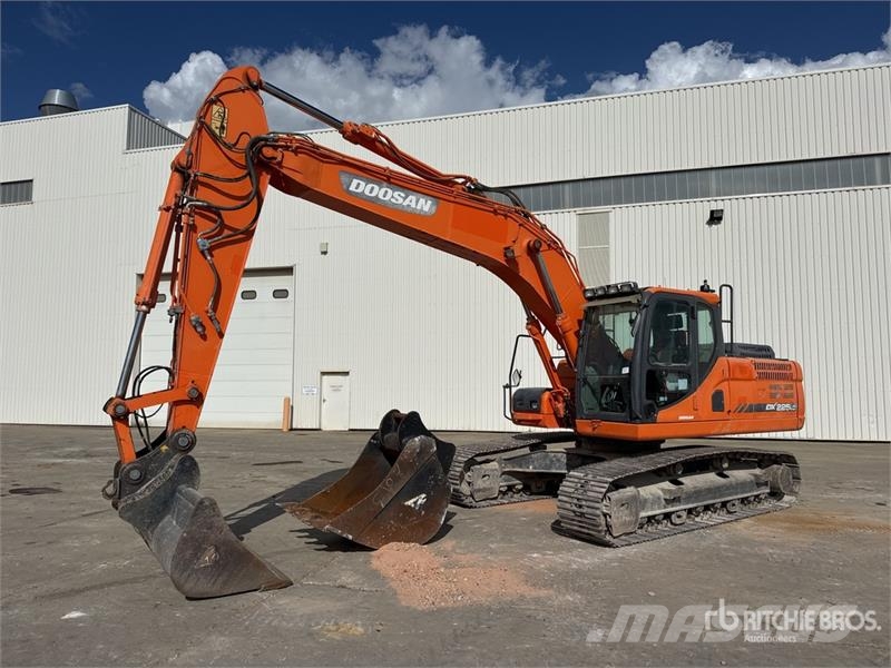 Doosan DX225LC-3 Pelle Sur Chenilles Tracked Excavator Escavatori cingolati