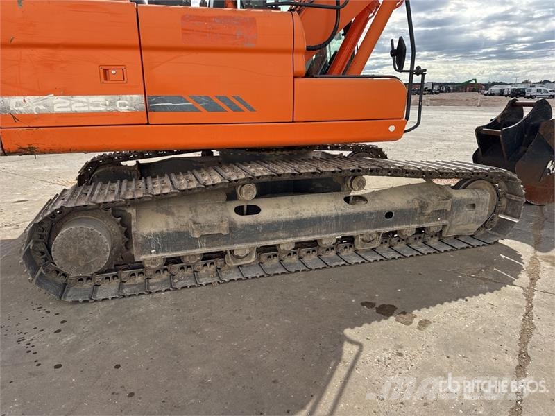 Doosan DX225LC-3 Pelle Sur Chenilles Tracked Excavator Escavatori cingolati