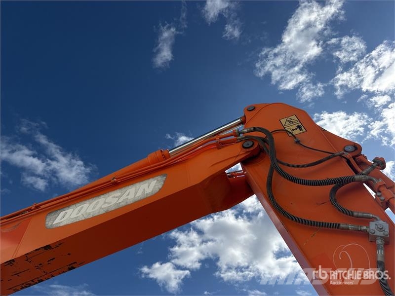 Doosan DX225LC-3 Pelle Sur Chenilles Tracked Excavator Escavatori cingolati