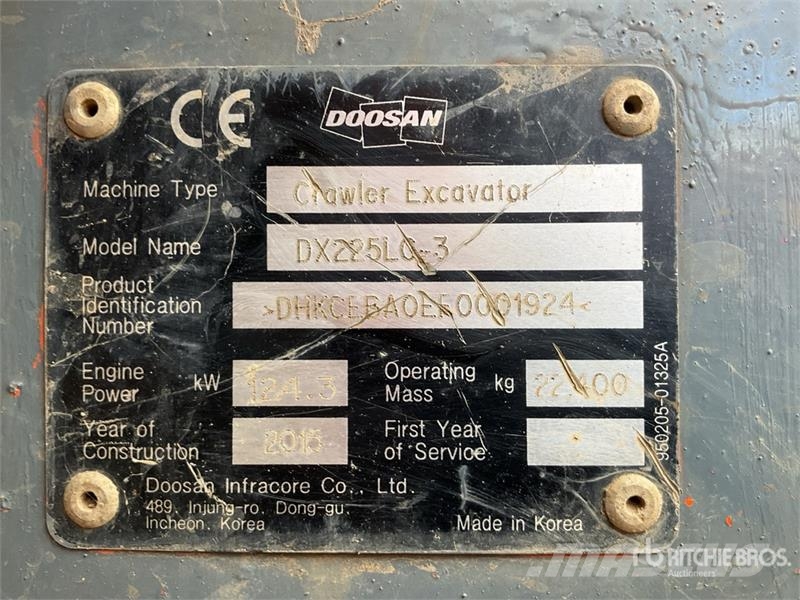 Doosan DX225LC-3 Tracked Excavator Pelle sur chenilles