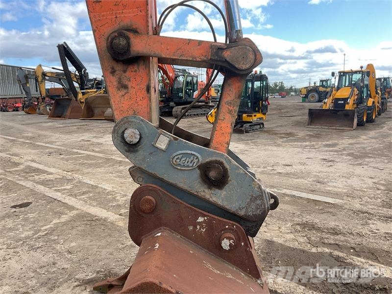 Doosan DX225LC-3 Tracked Excavator Pelle sur chenilles