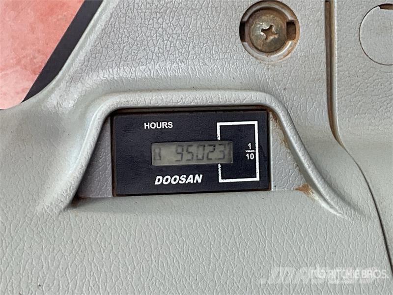 Doosan DX225LC-3 Tracked Excavator Pelle sur chenilles