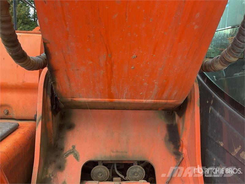 Doosan DX225LC-3 Tracked Excavator Pelle sur chenilles