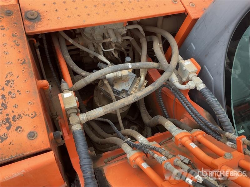 Doosan DX225LC-3 Tracked Excavator Pelle sur chenilles