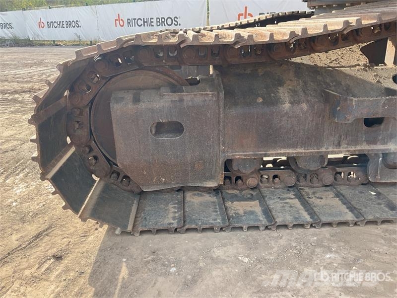 Doosan DX225LC-5 Tracked Excavator Excavatoare pe șenile