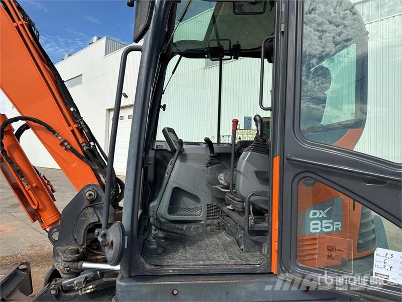 Doosan DX85R-3 Bageri guseničari