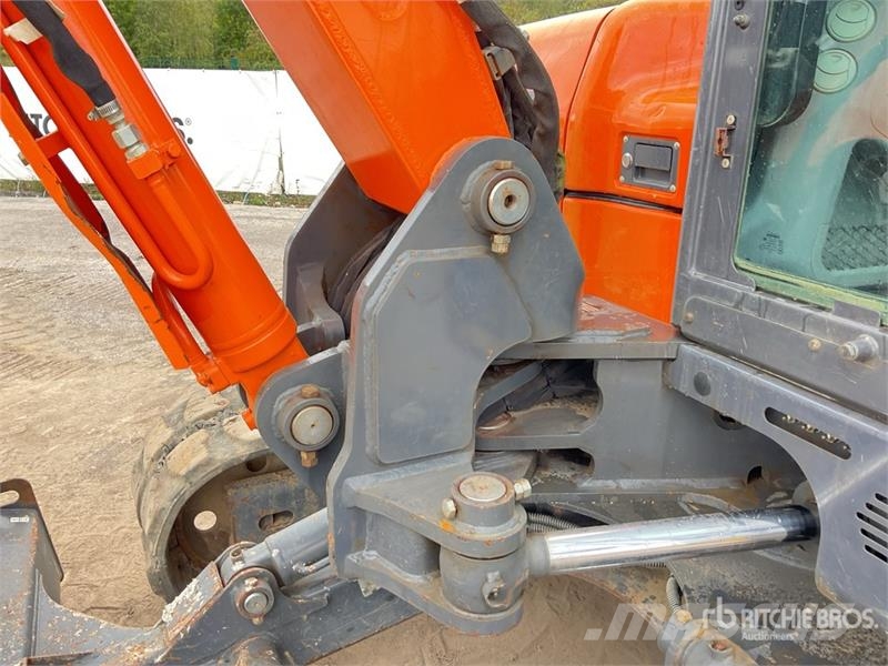 Doosan DX85R-3 Crawler excavators