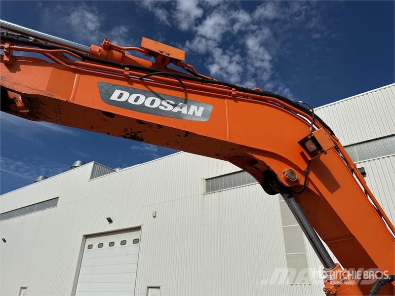 Doosan DX85R-3 Bageri guseničari