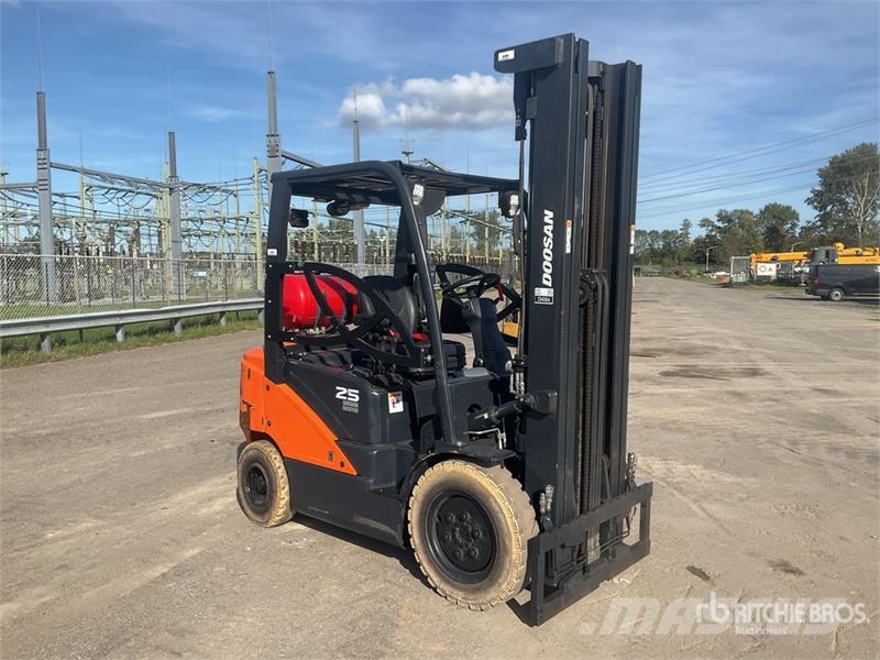 Doosan G25P-7 2500 kg Forklift Heftrucks overige