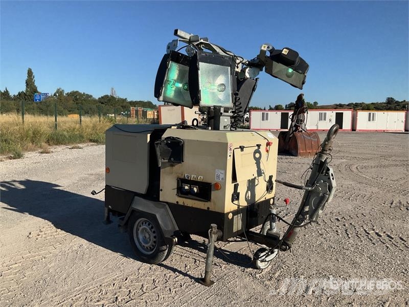 Doosan R1130E V9 Mat D'Eclairage Light Tower Lichtmasten