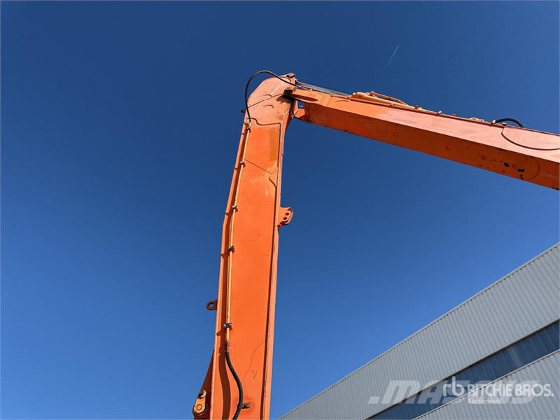 Doosan Solar 255LC-V Long Reach Pelle Sur Chenilles Track Pelle sur chenilles