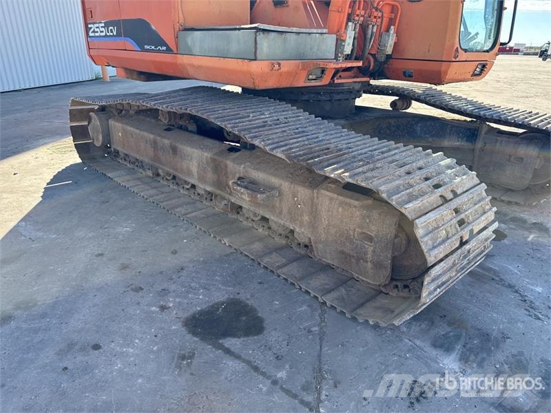 Doosan Solar 255LC-V Long Reach Pelle Sur Chenilles Track Pelle sur chenilles
